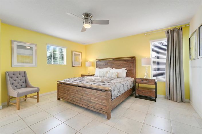 Image No.21-6 Bed Property for sale