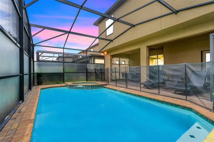 Image No.43-6 Bed Property for sale