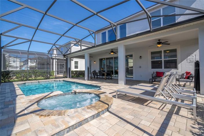 Image No.36-6 Bed Property for sale