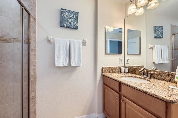 Image No.18-5 Bed Townhouse for sale