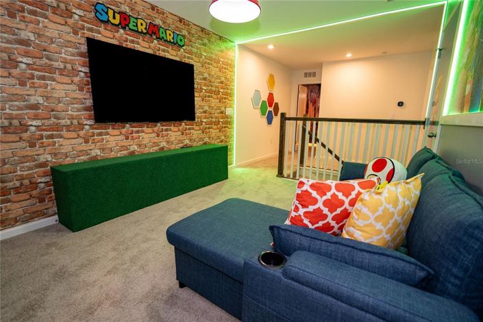 Image No.44-5 Bed Townhouse for sale