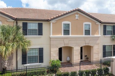 5 Bed Townhouse for sale