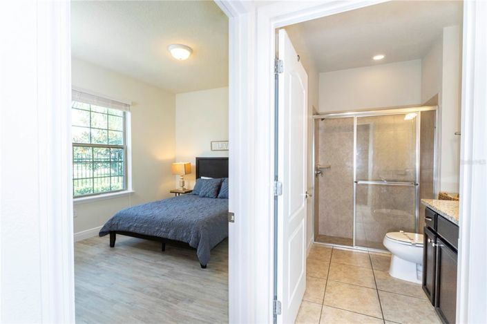 Image No.15-5 Bed Townhouse for sale