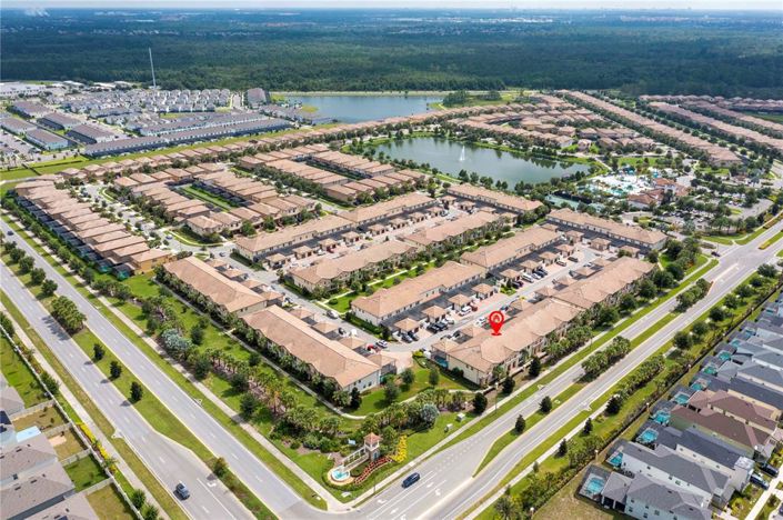 Image No.2-5 Bed Townhouse for sale