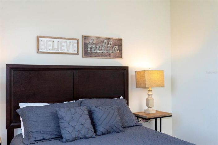 Image No.23-5 Bed Townhouse for sale