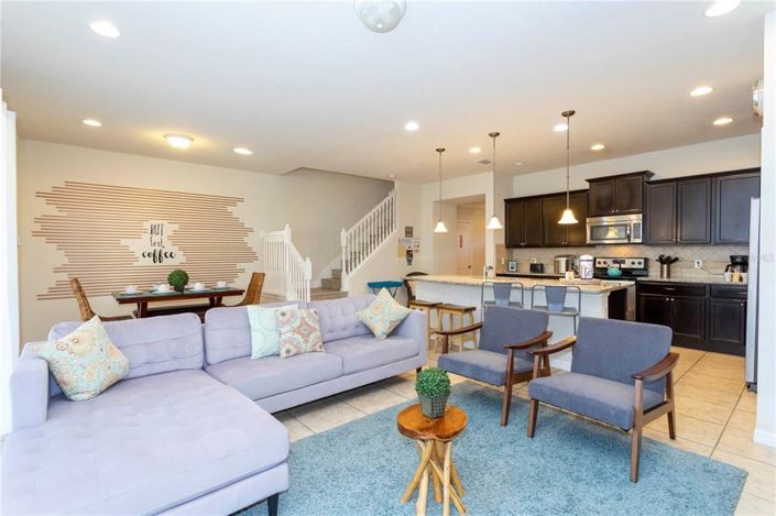 Image No.34-5 Bed Townhouse for sale