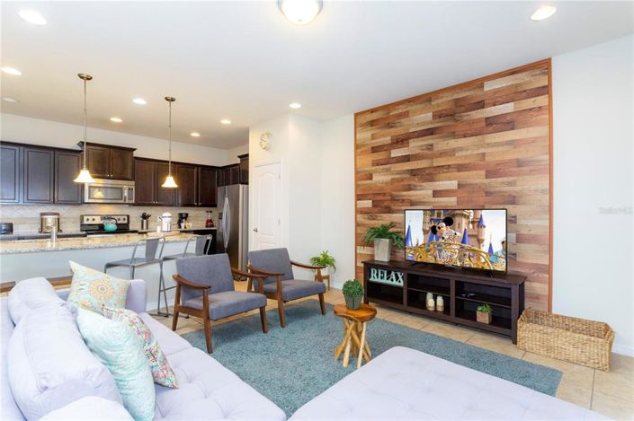 Image No.40-5 Bed Townhouse for sale