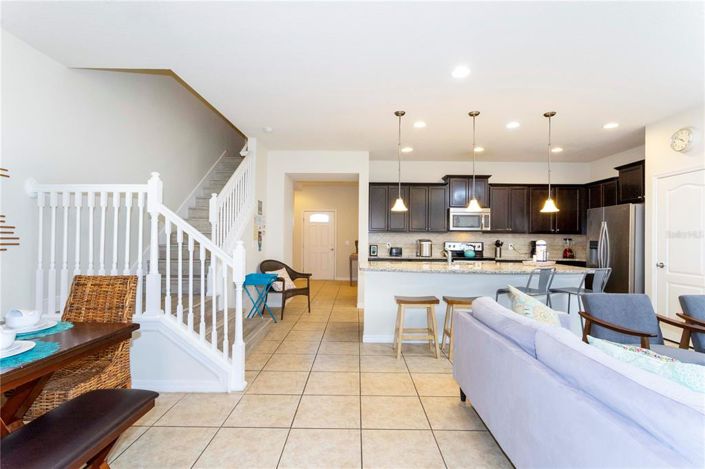 Image No.46-5 Bed Townhouse for sale