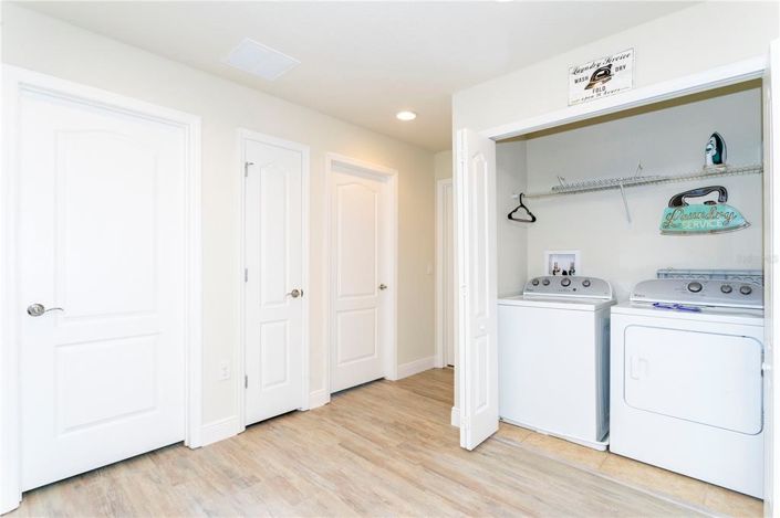 Image No.54-5 Bed Townhouse for sale