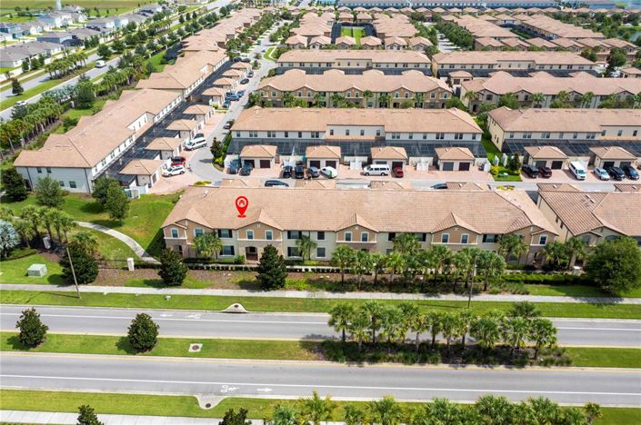 Image No.6-5 Bed Townhouse for sale