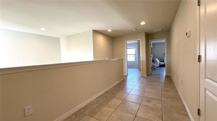 Image No.12-5 Bed Property for sale