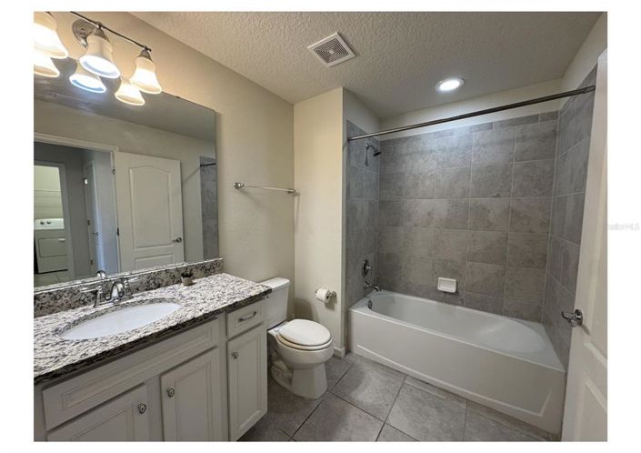 Image No.20-5 Bed Property for sale