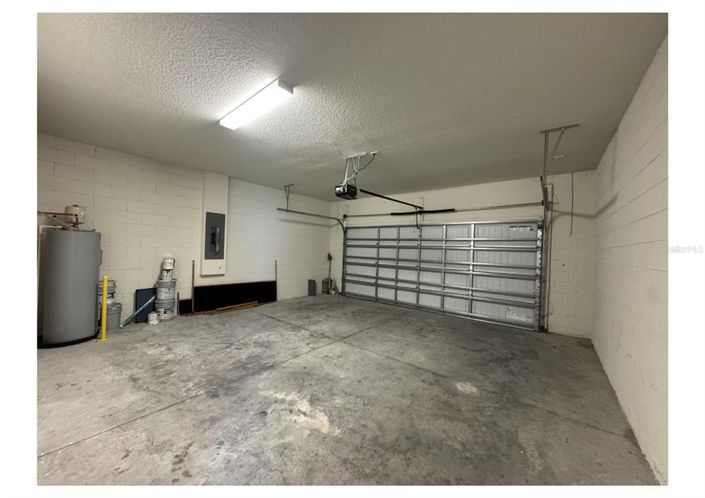 Image No.25-5 Bed Property for sale