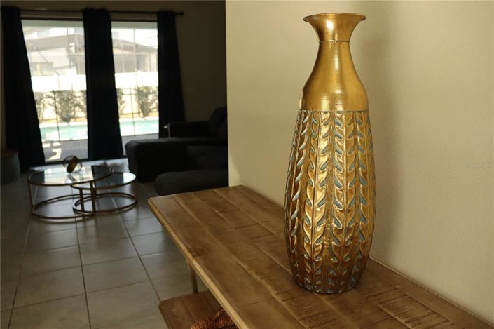 Image No.4-5 Bed Property for sale