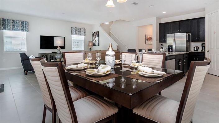 Image No.4-4 Bed Property for sale