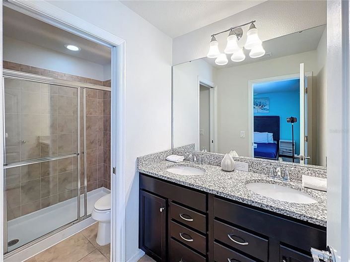 Image No.34-8 Bed Property for sale