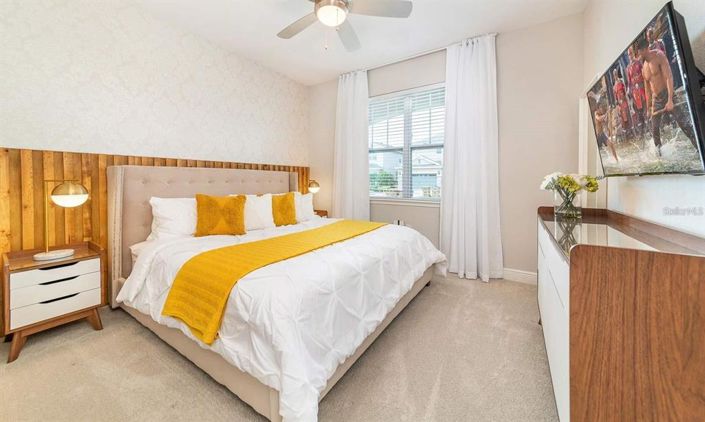 Image No.10-5 Bed Property for sale