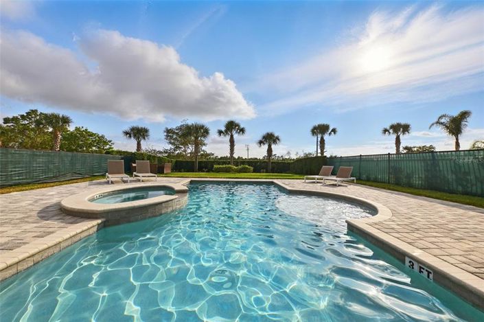 Image No.21-5 Bed Property for sale