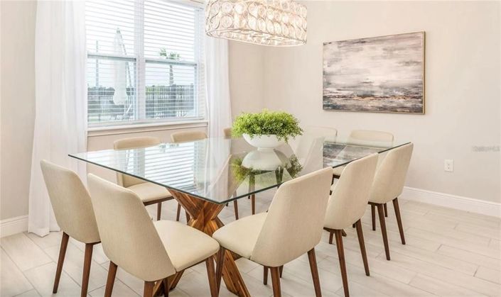 Image No.9-5 Bed Property for sale