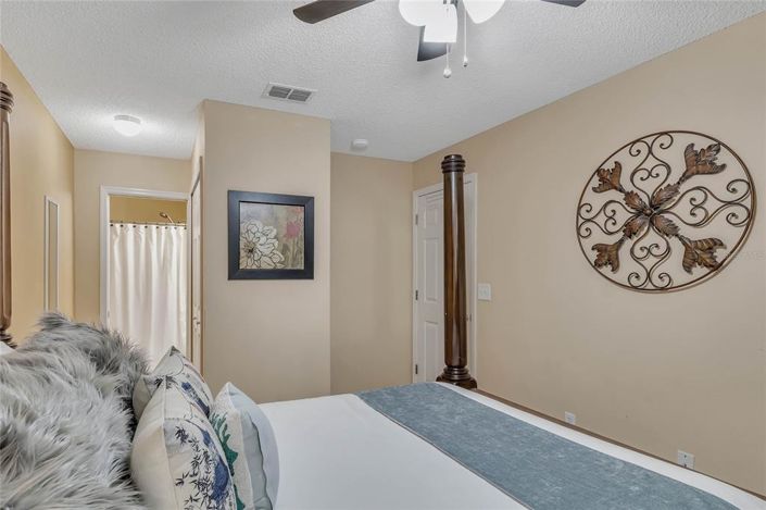 Image No.16-5 Bed Property for sale