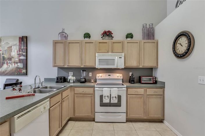 Image No.25-5 Bed Property for sale