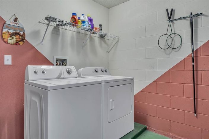 Image No.37-5 Bed Property for sale