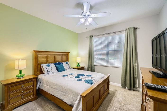 Image No.22-6 Bed Property for sale