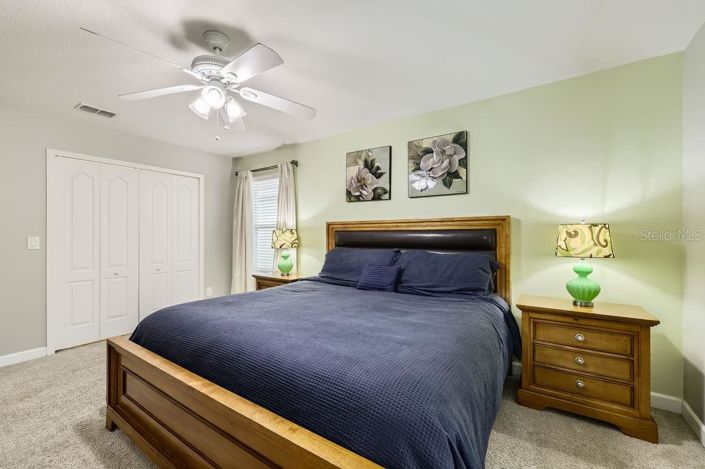 Image No.24-6 Bed Property for sale