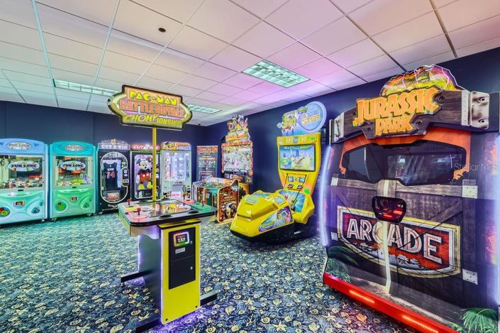 Image No.40-6 Bed Property for sale