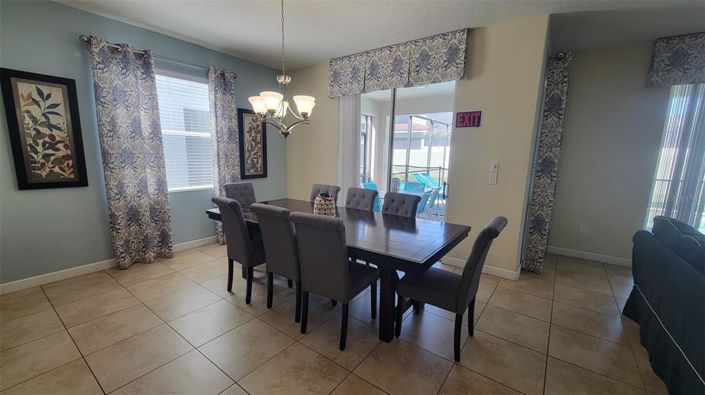 Image No.11-6 Bed Property for sale