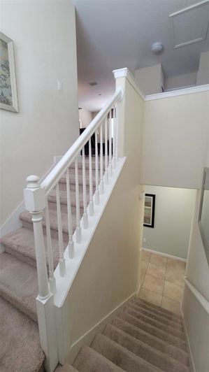 Image No.17-6 Bed Property for sale