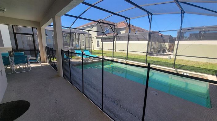 Image No.44-6 Bed Property for sale