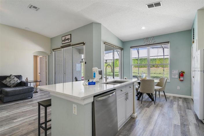 Image No.13-4 Bed Property for sale