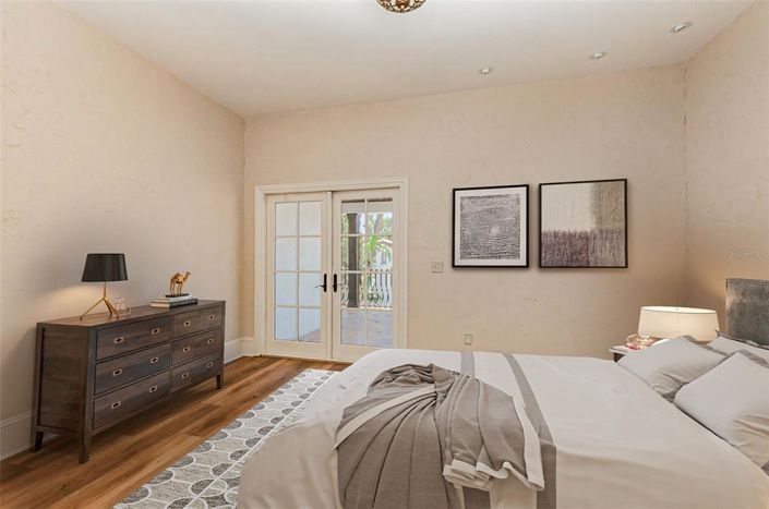 Image No.33-4 Bed Property for sale