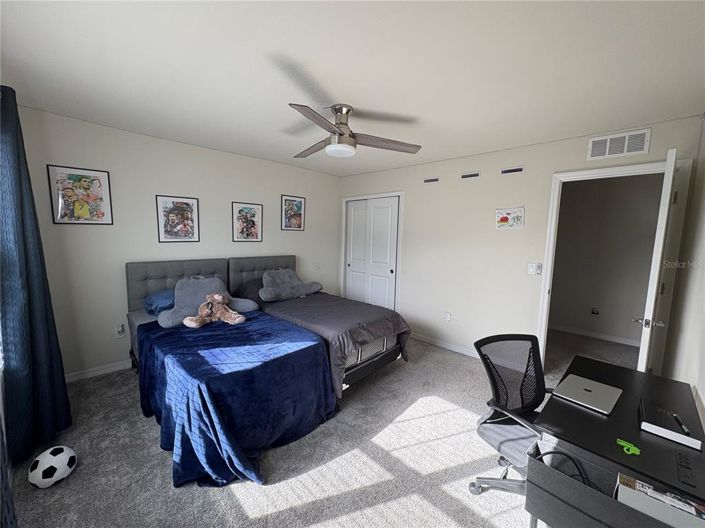 Image No.20-3 Bed Townhouse for sale