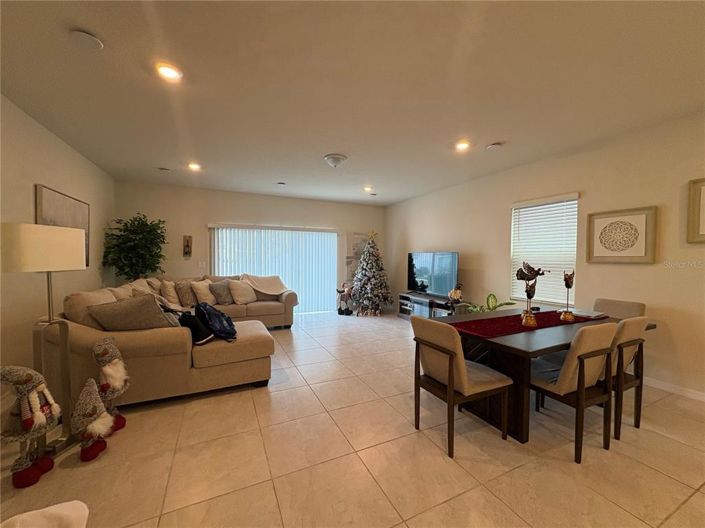 Image No.9-3 Bed Townhouse for sale