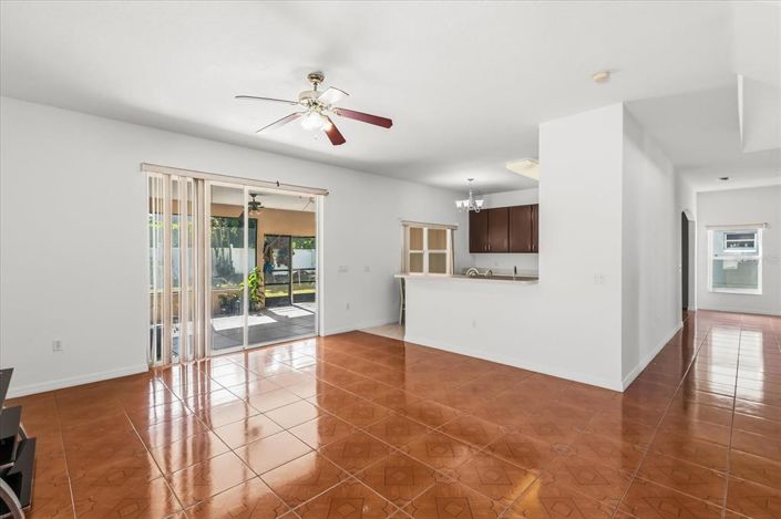 Image No.13-Propriété de 4 chambres à vendre à Kissimmee