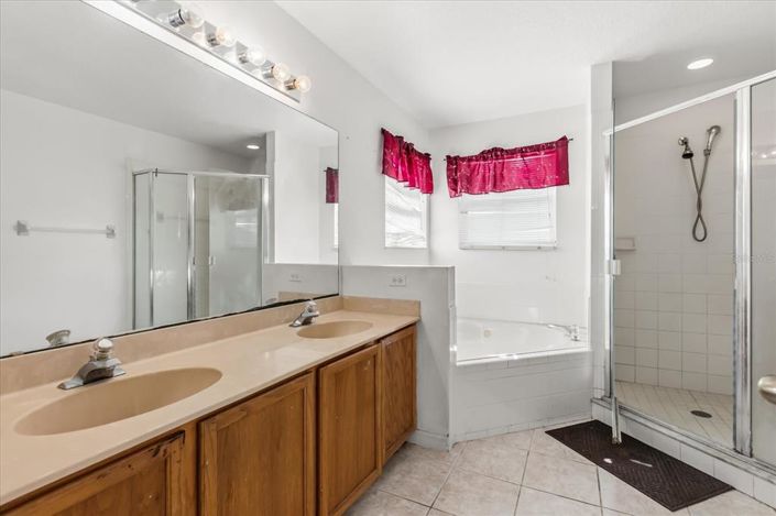 Image No.20-Propriété de 4 chambres à vendre à Kissimmee