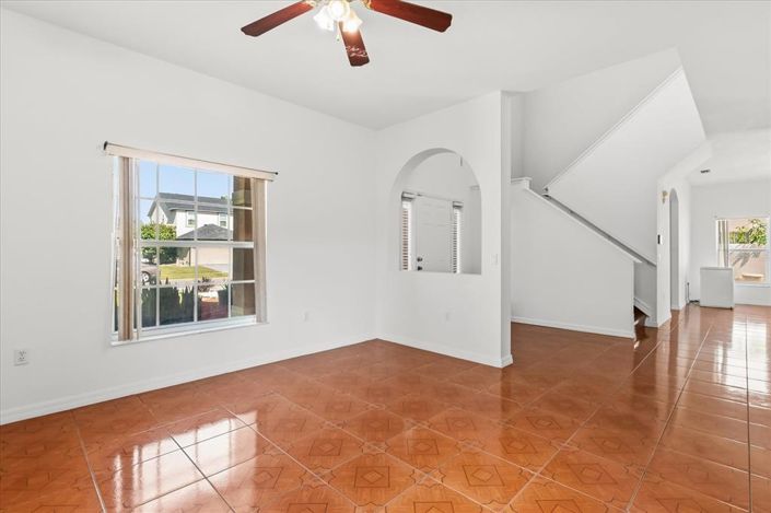 Image No.8-Propriété de 4 chambres à vendre à Kissimmee