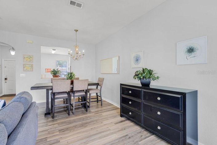 Image No.10-3 Bed Townhouse for sale