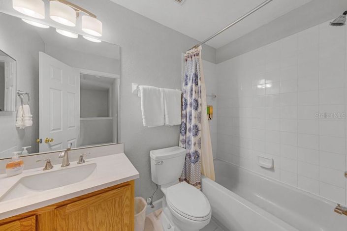 Image No.19-3 Bed Townhouse for sale