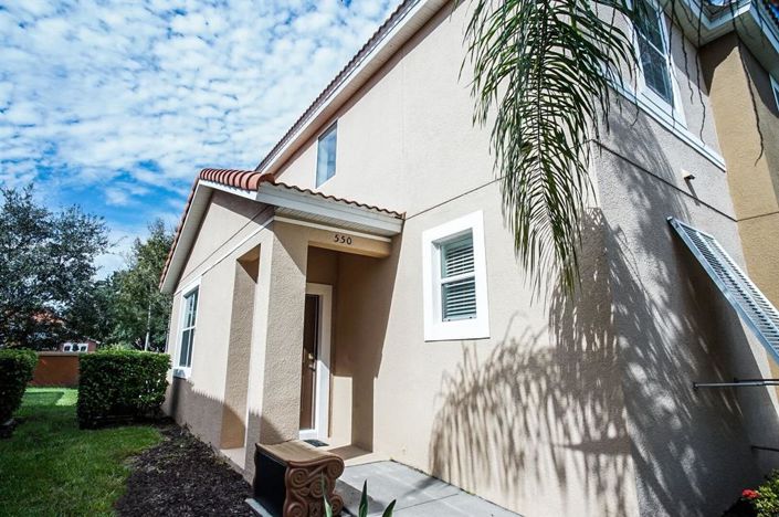 Image No.1-Maison de ville de 4 chambres à vendre à Kissimmee
