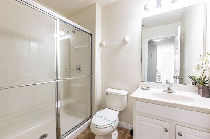 Image No.17-4 Bed Townhouse for sale