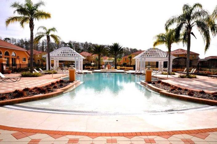 Image No.20-4 Bed Townhouse for sale