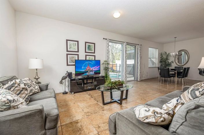 Image No.4-4 Bed Townhouse for sale