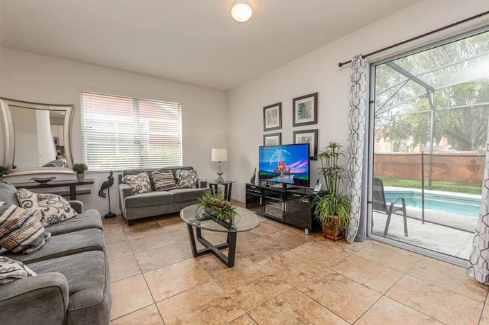 Image No.5-4 Bed Townhouse for sale