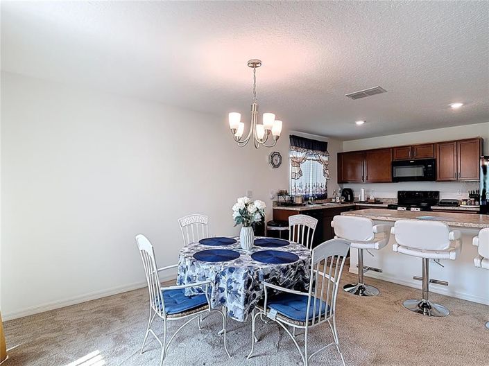 Image No.4-Propriété de 3 chambres à vendre à Kissimmee