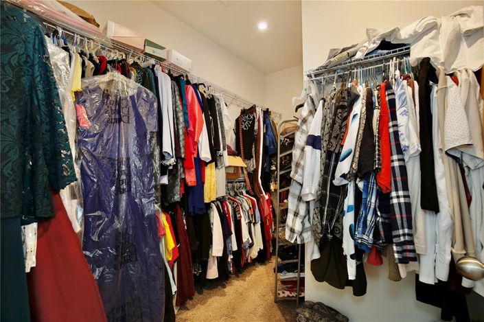 Image No.17-4 Bed Property for sale