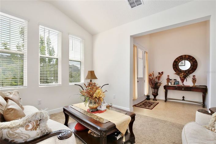 Image No.6-4 Bed Property for sale