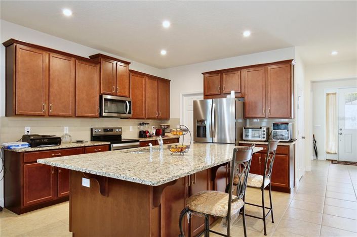 Image No.7-4 Bed Property for sale